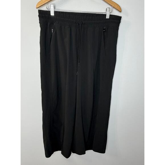 Athleta Avenue Wide Leg Crop Pant Black Sz 12P Lightweight Commute - Picture 2 of 13